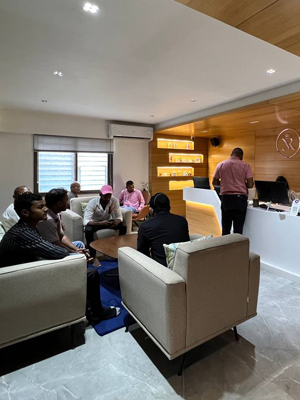 New-Roots-Nasik-Clinic-04